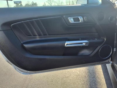 2022 Ford Mustang EcoBoost