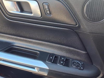 2022 Ford Mustang EcoBoost