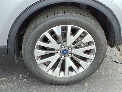2022 Ford Escape Titanium