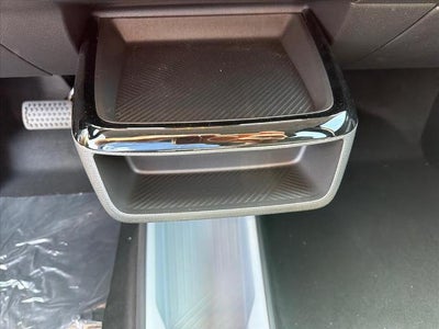 2027 Chevrolet Bolt FWD 4dr LT