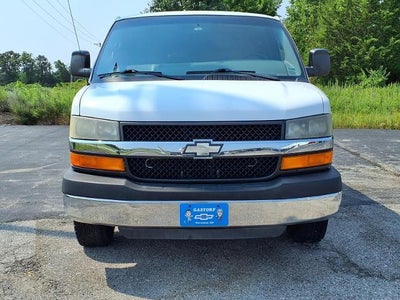2012 Chevrolet Express Passenger 3500 1LT
