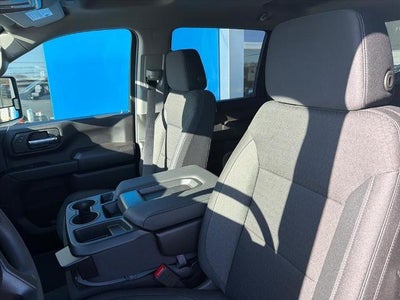 2026 Chevrolet Silverado 2500 HD Crew Cab Standard Box 4-Wheel Drive Custom