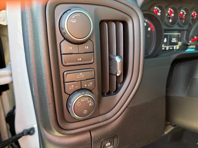 2026 Chevrolet Silverado 2500 HD Crew Cab Standard Box 4-Wheel Drive Custom