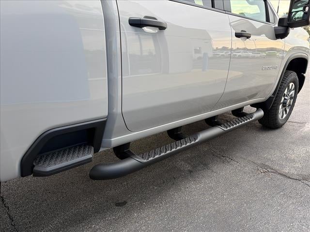 2026 Chevrolet Silverado 2500 HD Crew Cab Standard Box 4-Wheel Drive Custom
