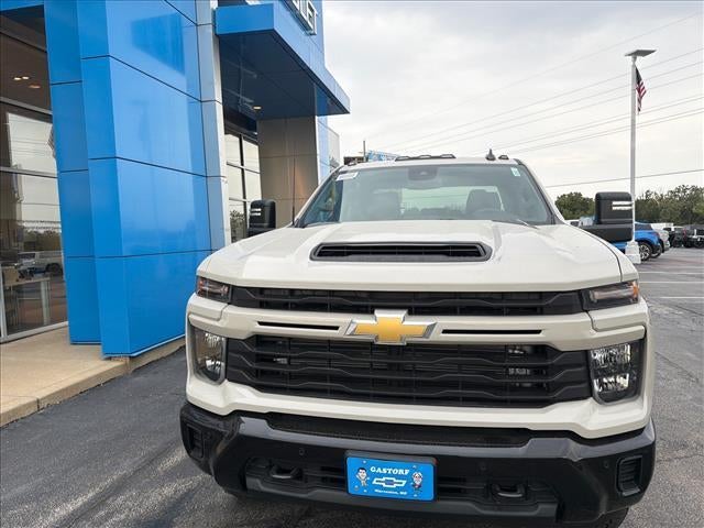 2026 Chevrolet Silverado 2500 HD Crew Cab Standard Box 4-Wheel Drive Custom