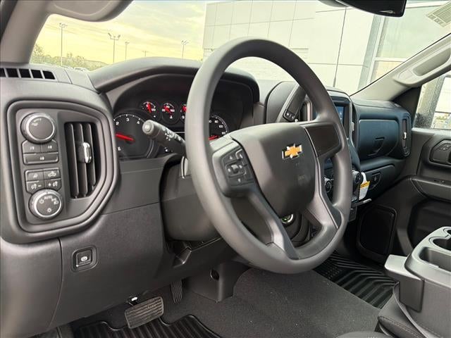 2026 Chevrolet Silverado 2500 HD Crew Cab Standard Box 4-Wheel Drive Custom