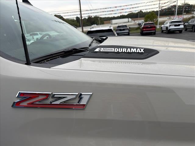 2026 Chevrolet Silverado 2500 HD Crew Cab Standard Box 4-Wheel Drive Custom
