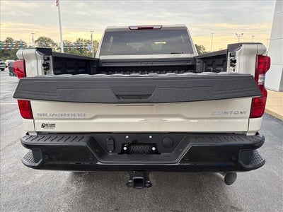 2026 Chevrolet Silverado 2500 HD Crew Cab Standard Box 4-Wheel Drive Custom