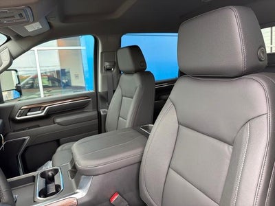 2026 Chevrolet Silverado 3500 HD Crew Cab Standard Box 4-Wheel Drive LT