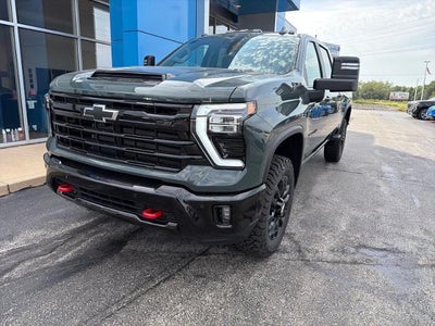 2026 Chevrolet Silverado 3500 HD Crew Cab Standard Box 4-Wheel Drive LT