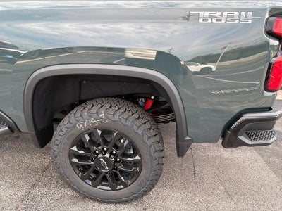 2026 Chevrolet Silverado 3500 HD Crew Cab Standard Box 4-Wheel Drive LT
