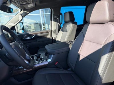 2026 Chevrolet Silverado 3500 HD Crew Cab Standard Box 4-Wheel Drive LT