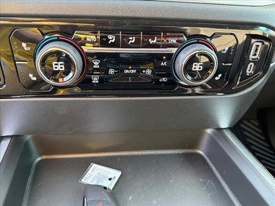 2026 Chevrolet Silverado 3500 HD Crew Cab Standard Box 4-Wheel Drive LT