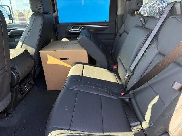 2026 Chevrolet Silverado 3500 HD Crew Cab Long Box 4-Wheel Drive LT