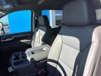 2026 Chevrolet Silverado 3500 HD Crew Cab Long Box 4-Wheel Drive LT