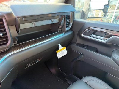 2026 Chevrolet Silverado 3500 HD Crew Cab Long Box 4-Wheel Drive LT