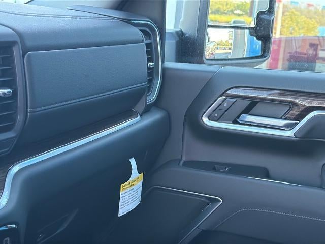 2026 Chevrolet Silverado 3500 HD Crew Cab Standard Box 4-Wheel Drive LT