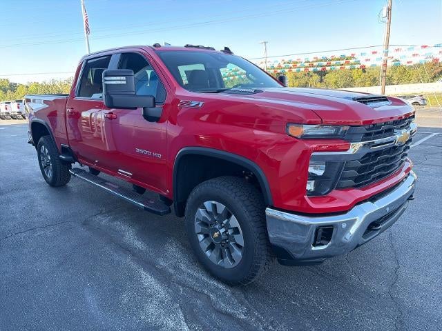 2026 Chevrolet Silverado 3500 HD Crew Cab Standard Box 4-Wheel Drive LT