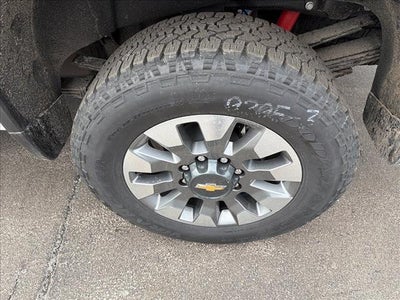 2026 Chevrolet Silverado 3500 HD Crew Cab Long Box 4-Wheel Drive LT