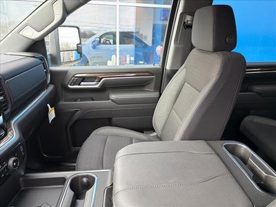 2026 Chevrolet Silverado 3500 HD Crew Cab Long Box 4-Wheel Drive LT