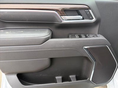 2026 Chevrolet Silverado 3500 HD Crew Cab Long Box 4-Wheel Drive LT