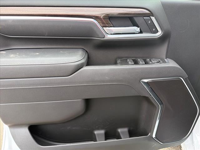 2026 Chevrolet Silverado 3500 HD Crew Cab Long Box 4-Wheel Drive LT