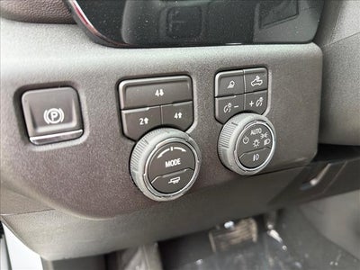 2026 Chevrolet Silverado 3500 HD Crew Cab Long Box 4-Wheel Drive LT