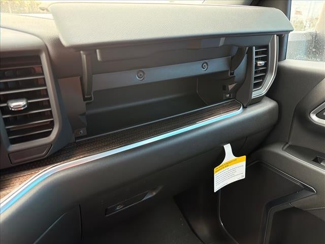 2026 Chevrolet Silverado 3500 HD Crew Cab Long Box 4-Wheel Drive LT