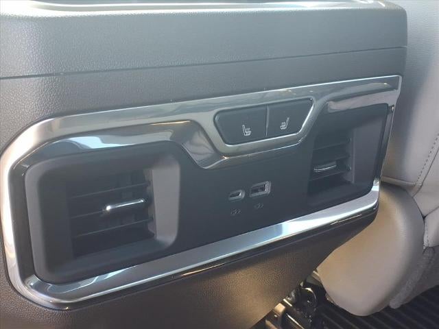 2026 Chevrolet Silverado 3500 HD Crew Cab Standard Box 4-Wheel Drive LTZ