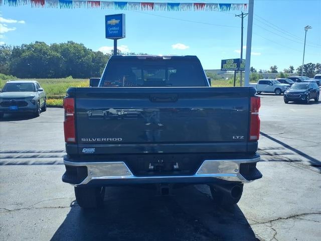 2026 Chevrolet Silverado 3500 HD Crew Cab Standard Box 4-Wheel Drive LTZ