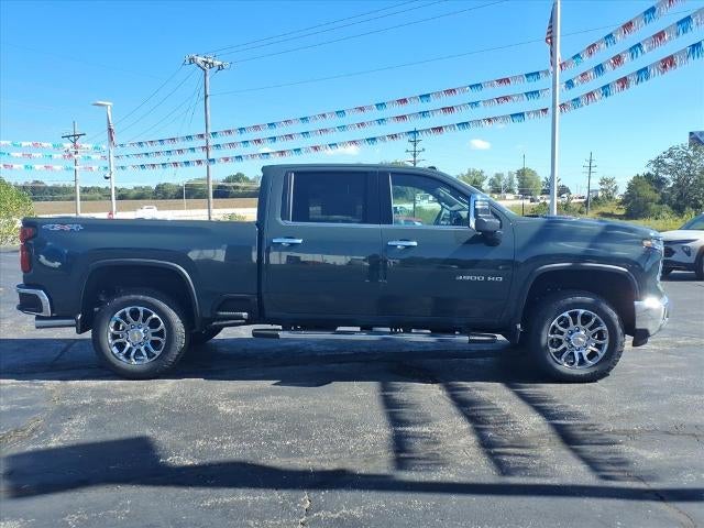 2026 Chevrolet Silverado 3500 HD Crew Cab Standard Box 4-Wheel Drive LTZ
