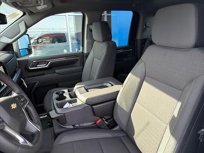 2026 Chevrolet Silverado 3500 HD Double Cab Long Box 4-Wheel Drive LT