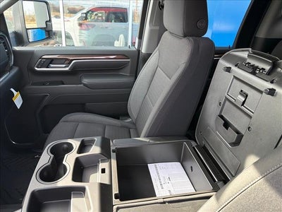 2026 Chevrolet Silverado 3500 HD Double Cab Long Box 4-Wheel Drive LT