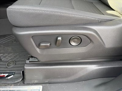 2026 Chevrolet Silverado 3500 HD Double Cab Long Box 4-Wheel Drive LT