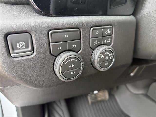 2026 Chevrolet Silverado 3500 HD Double Cab Long Box 4-Wheel Drive LT