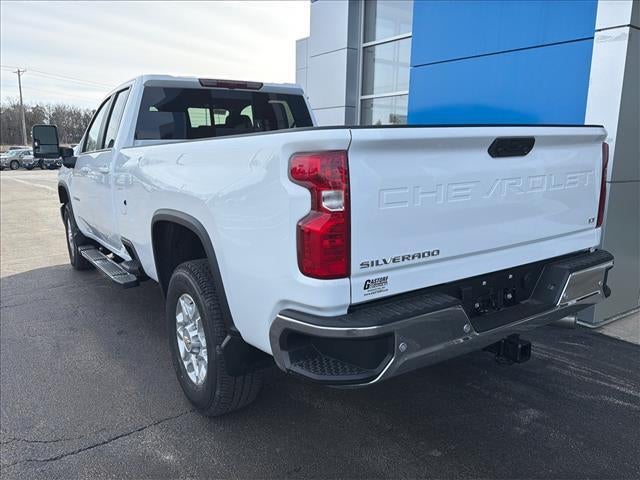 2026 Chevrolet Silverado 3500 HD Double Cab Long Box 4-Wheel Drive LT