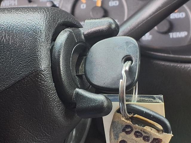 2000 Chevrolet Silverado 1500 Base