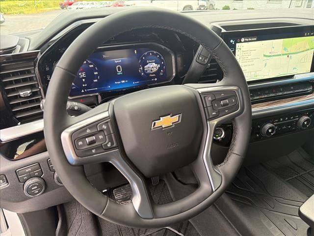 2026 Chevrolet Silverado 1500 Crew Cab Short Box 4-Wheel Drive LT 1LT