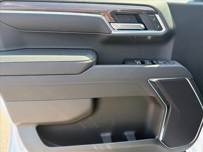 2026 Chevrolet Silverado 1500 Crew Cab Short Box 4-Wheel Drive LT 2FL