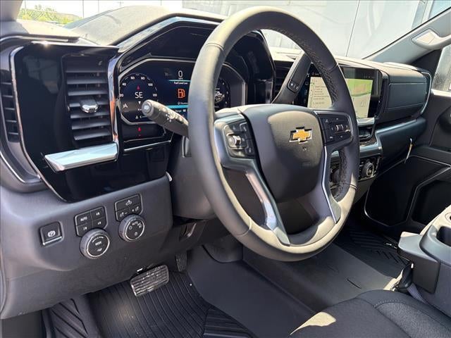 2026 Chevrolet Silverado 1500 Crew Cab Short Box 4-Wheel Drive LT 1LT