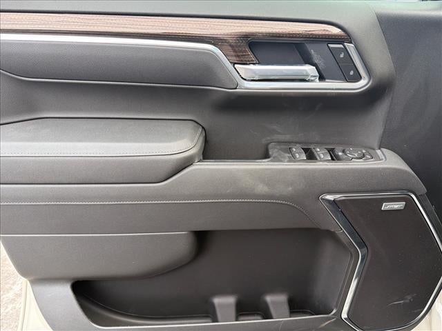 2026 Chevrolet Silverado 1500 Crew Cab Short Box 4-Wheel Drive RST