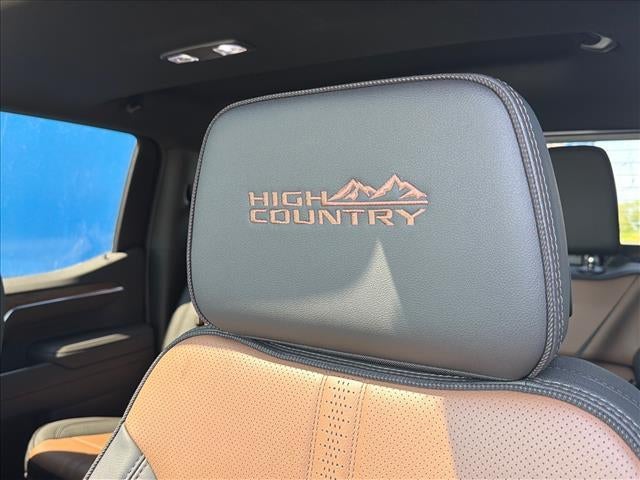 2026 Chevrolet Silverado 1500 Crew Cab Short Box 4-Wheel Drive High Country