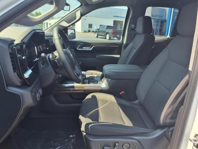 2026 Chevrolet Silverado 1500 Double Cab Standard Box 4-Wheel Drive LT 1LT