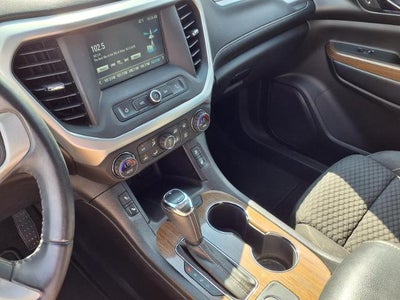 2017 GMC Acadia SLE