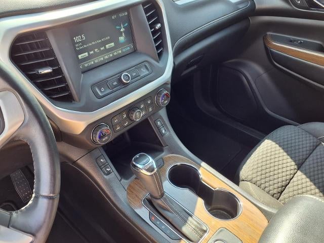 2017 GMC Acadia SLE