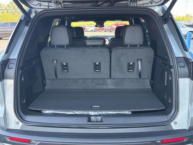 2027 Chevrolet Traverse LT w/1LT