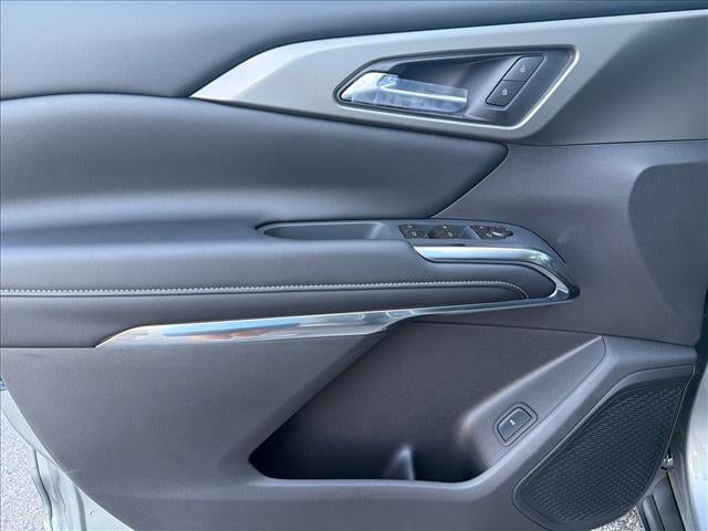 2027 Chevrolet Traverse LT w/1LT