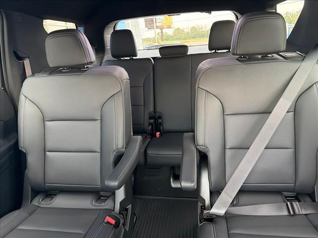 2027 Chevrolet Traverse LT w/1LT