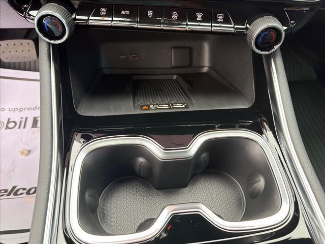 2027 Chevrolet Traverse LT w/1LT