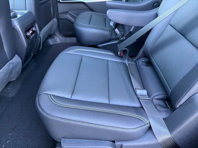 2027 Chevrolet Traverse LT w/1LT